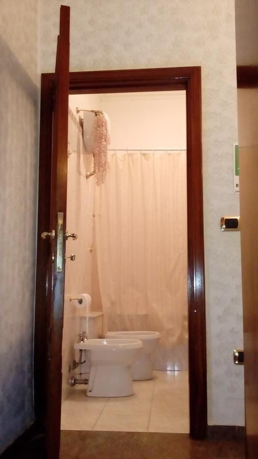 Palestro Guest House 247 โรม ภายนอก รูปภาพ