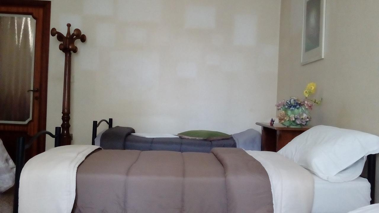 Palestro Guest House 247 โรม ภายนอก รูปภาพ